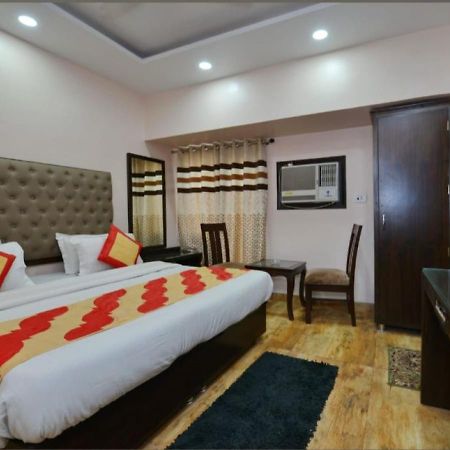 Hotel Green Snapper'100 M From Delhi University Near Isbt Kashmiri Gate 뉴델리 외부 사진