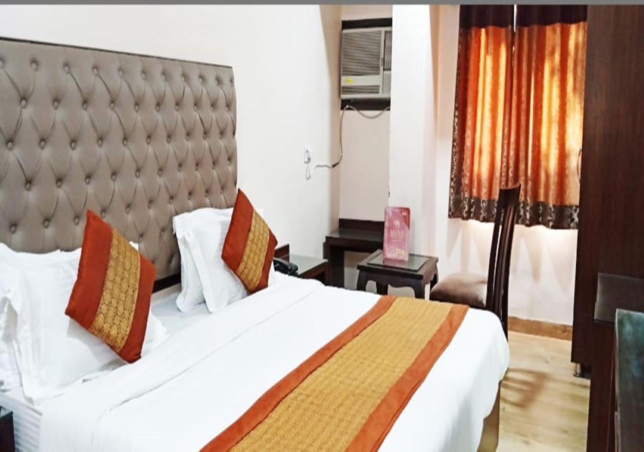 Hotel Green Snapper'100 M From Delhi University Near Isbt Kashmiri Gate 뉴델리 외부 사진