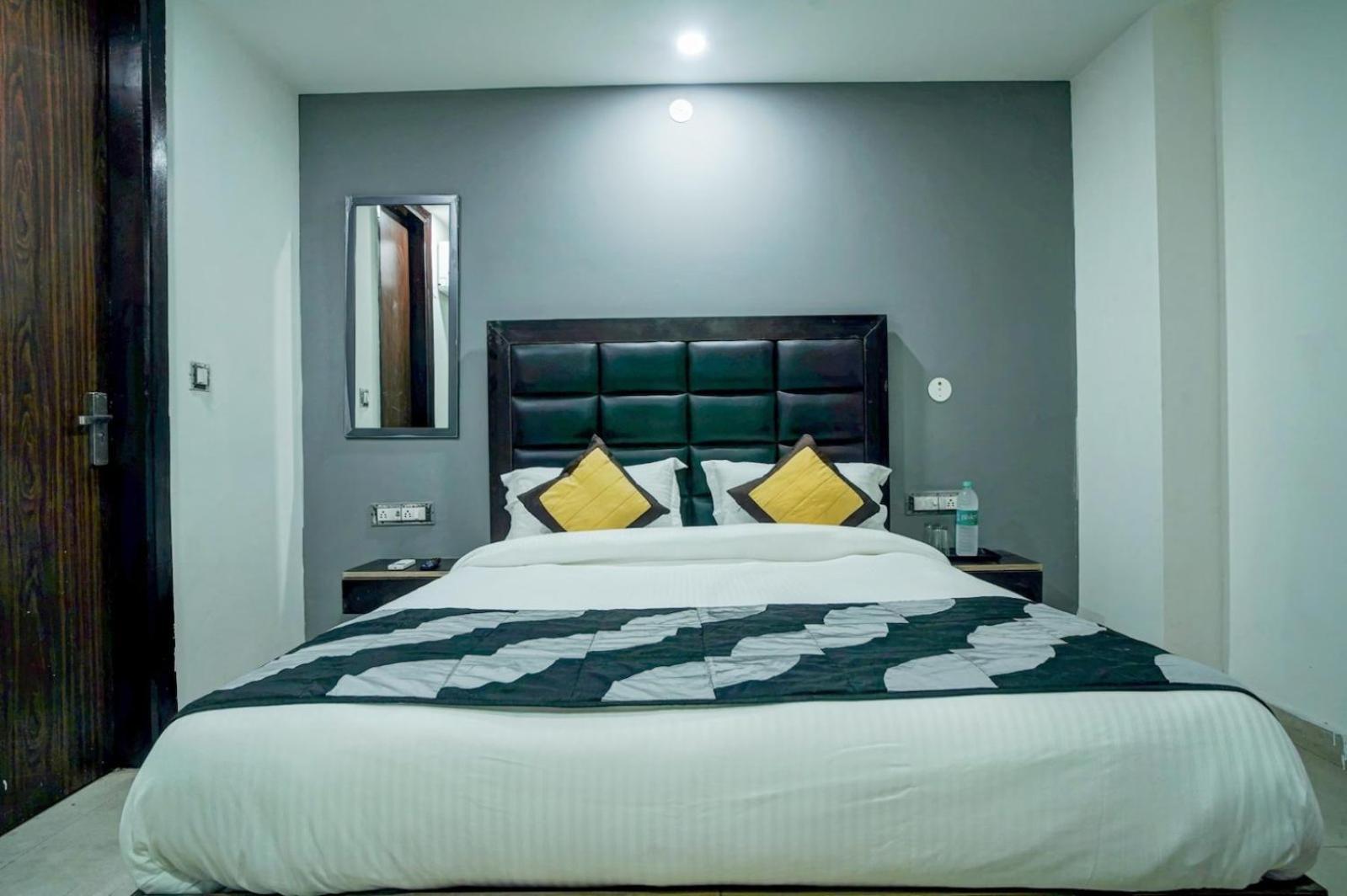 Hotel Green Snapper'100 M From Delhi University Near Isbt Kashmiri Gate 뉴델리 외부 사진