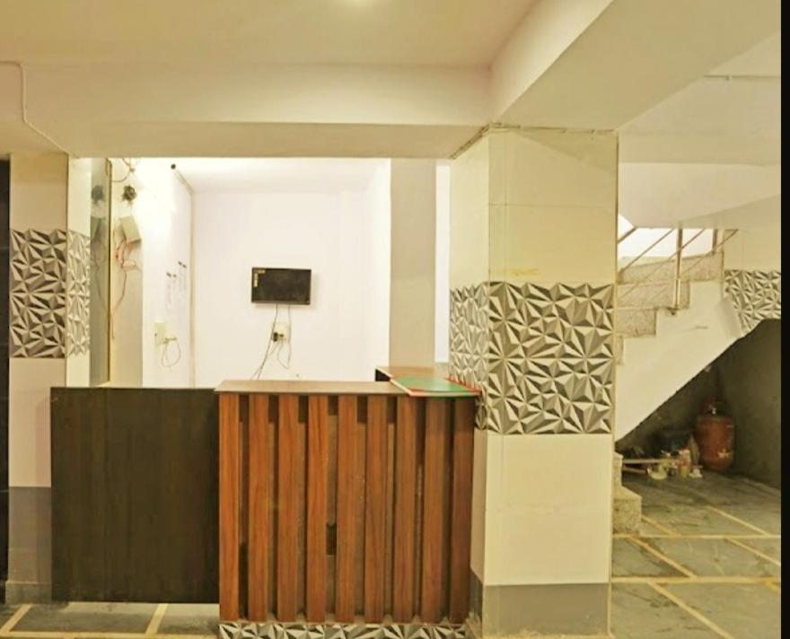 Hotel Green Snapper'100 M From Delhi University Near Isbt Kashmiri Gate 뉴델리 외부 사진